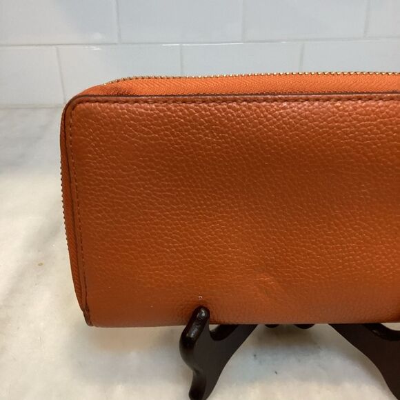 Michael Kors Jet Set Full Zip Continental Pebbled Leather Wristlet Wallet - Picture 5 of 13